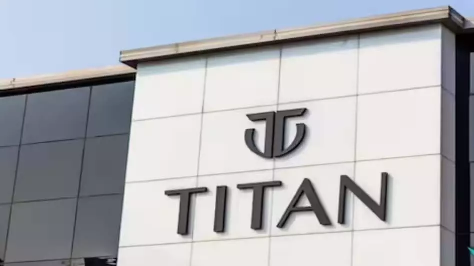 Titan Company शेयर की कीमत में 0.29% ऊपर Titan Company शेयर की कीमत में 0.29% ऊपर