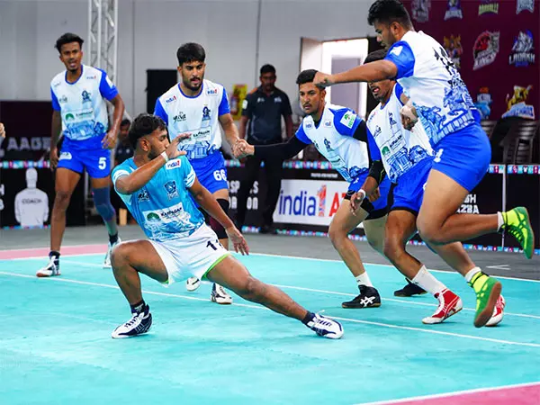 Youth Kabaddi Series: यूपी फाल्कन्स ने डिविजन 2 में पहला स्थान हासिल किया, फाइनल में चंडीगढ़ चार्जर्स से भिड़ेंगे Youth Kabaddi Series: यूपी फाल्कन्स ने डिविजन 2 में पहला स्थान हासिल किया, फाइनल में चंडीगढ़ चार्जर्स से भिड़ेंगे