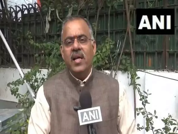 BJP के तरूण चुघ ने पुजारी ग्रंथी सम्मान योजना को लेकर केजरीवाल पर निशाना साधा BJP के तरूण चुघ ने पुजारी ग्रंथी सम्मान योजना को लेकर केजरीवाल पर निशाना साधा