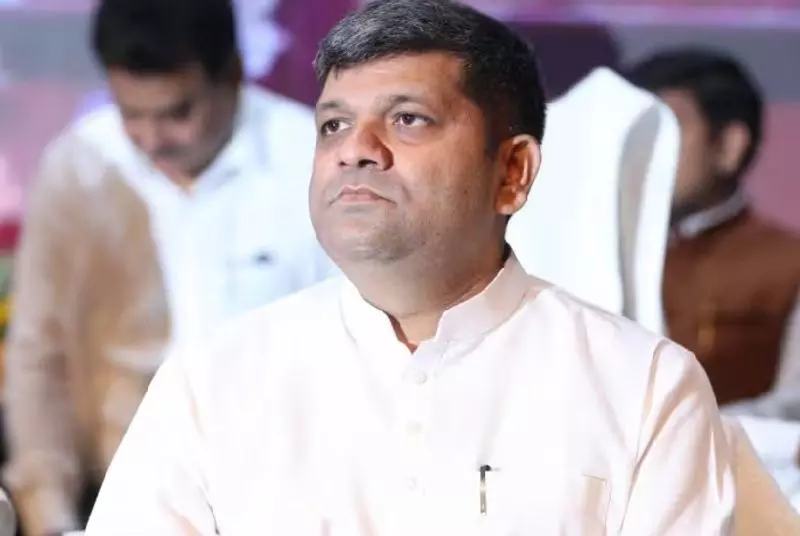 UP के मंत्री ने अपने विभाग में एसटीएफ से खतरा होने का दावा किया UP के मंत्री ने अपने विभाग में एसटीएफ से खतरा होने का दावा किया