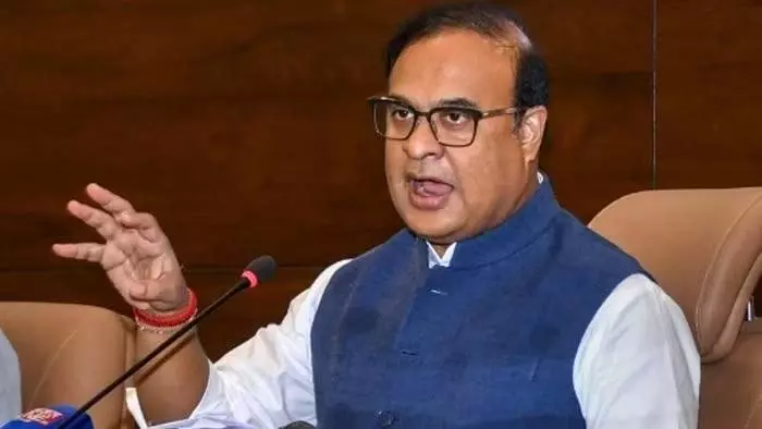 Bangladesh से आने वाले लोग बहुसंख्यक समुदाय के सदस्य हैं: असम के मुख्यमंत्री Bangladesh से आने वाले लोग बहुसंख्यक समुदाय के सदस्य हैं: असम के मुख्यमंत्री