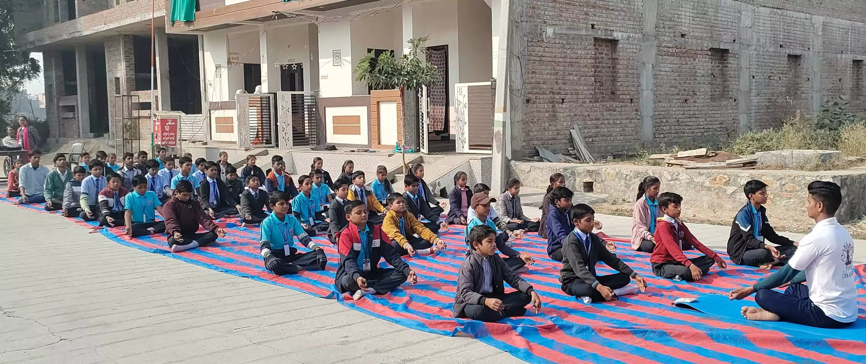 Arya College की बालिका वर्ग ने योग एवं ध्यान पर कार्यशाला का आयोजन किया Arya College की बालिका वर्ग ने योग एवं ध्यान पर कार्यशाला का आयोजन किया