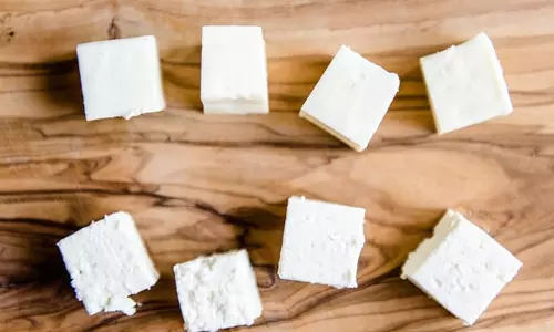 Raw paneer :सेहत का खजाना है कच्चा पनीर, रोजाना खाने से मिलेंगे ये फायदे
