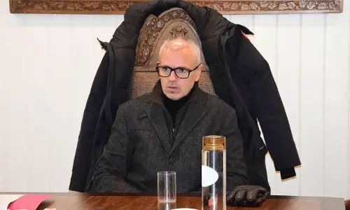 CM Omar ने जम्मू-कश्मीर, लद्दाख के लोगों को नववर्ष की शुभकामनाएं दीं CM Omar ने जम्मू-कश्मीर, लद्दाख के लोगों को नववर्ष की शुभकामनाएं दीं