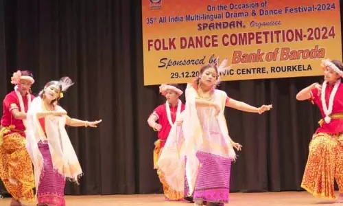 Rourkela: बहुभाषी नाटक और नृत्य महोत्सव ने जीता दिल