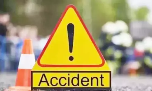 जशपुर में 3 युवकों की मौत, बेकाबू ट्रक ने बाइक को रौंदा