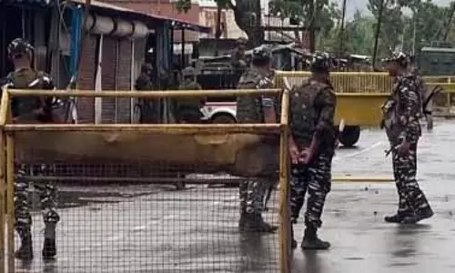 Manipur के इंफाल पश्चिम जिले के एक गांव पर उग्रवादियों का हमला
