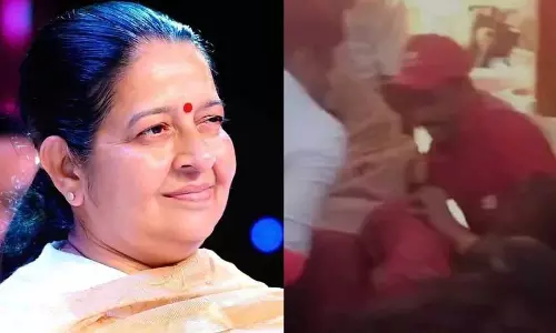 Kerala : वेंटिलेटर सपोर्ट भी घटा, उमा थॉमस ने फेसबुक पर शेयर किया Kerala : वेंटिलेटर सपोर्ट भी घटा, उमा थॉमस ने फेसबुक पर शेयर किया