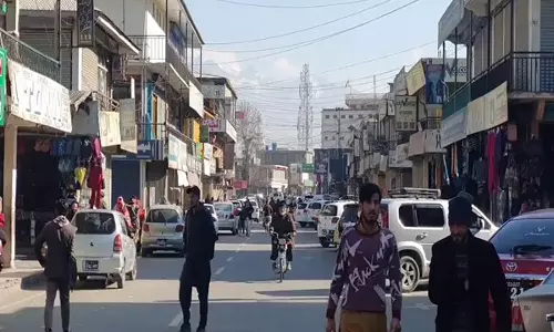 नए साल की रात Karachi में हवाई फायरिंग में 29 लोग घायल