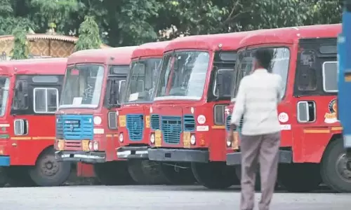 Maharashtra: 2,000 करोड़ रुपये का एसटी घोटाला