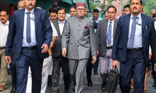 राज्य का दर्जा और सत्ता पर दोहरा नियंत्रण Omar सरकार के लिए महत्वपूर्ण मुद्दे बने हुए