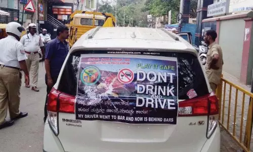 Hyderabad में नए साल की पूर्व संध्या पर शराब पीकर गाड़ी चलाने के मामलों में उछाल देखा गया Hyderabad में नए साल की पूर्व संध्या पर शराब पीकर गाड़ी चलाने के मामलों में उछाल देखा गया