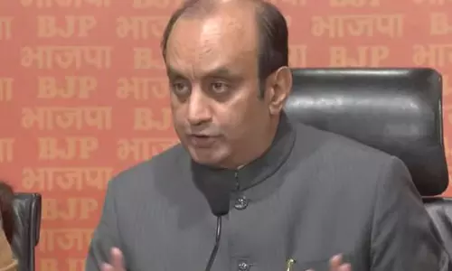 आप के वरिष्ठ नेताओं को भ्रष्टाचार के आरोप में जेल में डाल दिया गया है: भाजपा ने AAP पर निशाना साधा आप के वरिष्ठ नेताओं को भ्रष्टाचार के आरोप में जेल में डाल दिया गया है: भाजपा ने AAP पर निशाना साधा