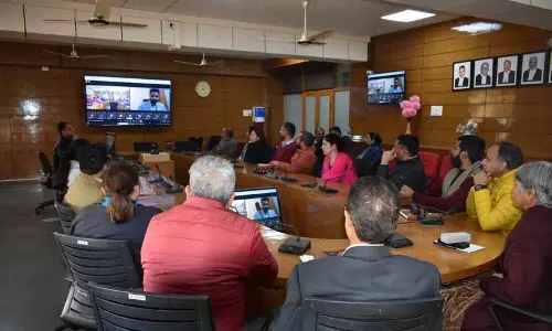 Shimla लॉ यूनिवर्सिटी ने ऑनलाइन माध्यम से पहली वार्षिक पूर्व छात्र बैठक आयोजित की