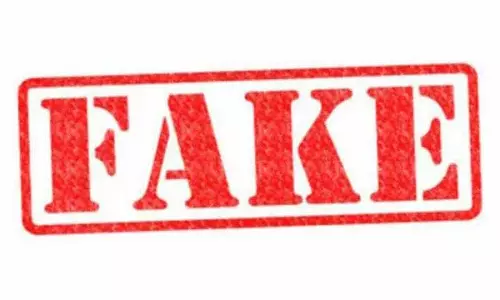 Sircilla police ने फर्जी प्रमाण पत्र बनाने वाले गिरोह का भंडाफोड़ किया Sircilla police ने फर्जी प्रमाण पत्र बनाने वाले गिरोह का भंडाफोड़ किया