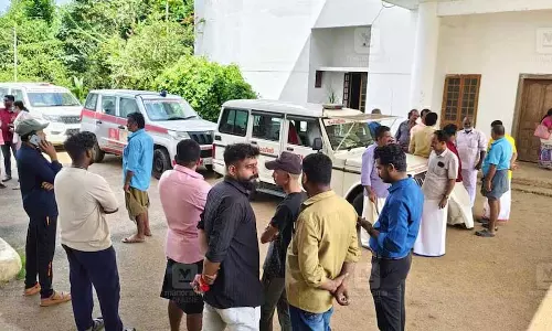 Kerala : इंजीनियरिंग कॉलेज के मालिक की आत्महत्या