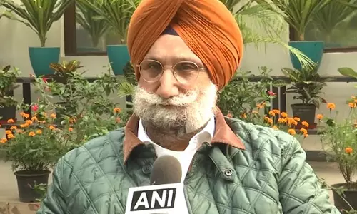 Kejriwal विनम्रता से बात करते हैं, फिर लोगों को धोखा देते हैं: कांग्रेस नेता सुखजिंदर रंधावा