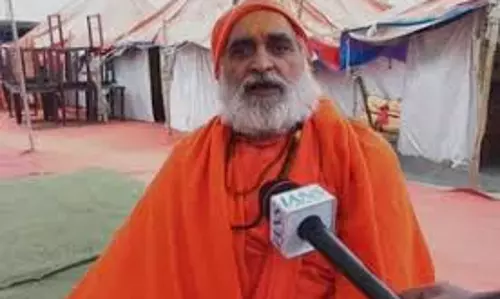 Prayagraj: सनातन धर्म योगी और मोदी के नेतृत्व में सुरक्षित: महंत रामरतन Prayagraj: सनातन धर्म योगी और मोदी के नेतृत्व में सुरक्षित: महंत रामरतन