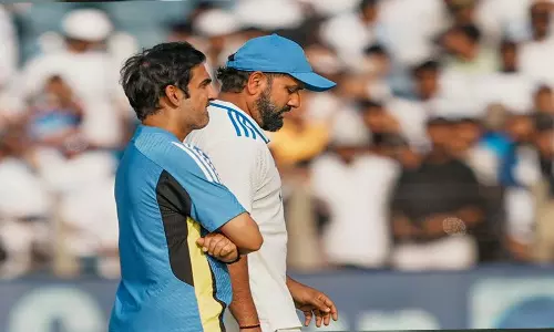 Boxing Day Test में हार के बाद गंभीर ने भारतीय खिलाड़ियों पर बरसते हुए कहा Boxing Day Test में हार के बाद गंभीर ने भारतीय खिलाड़ियों पर बरसते हुए कहा