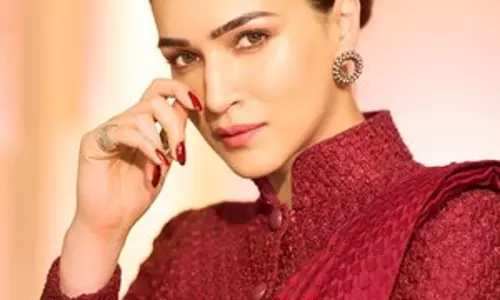 Kriti Sanon ने बताया, ‘जब वी मेट’ एक प्रतिष्ठित फिल्म क्यों है