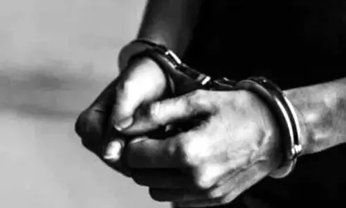 Assam : महिला की हत्या के प्रयास के आरोप में गुवाहाटी का व्यक्ति गिरफ्तार Assam : महिला की हत्या के प्रयास के आरोप में गुवाहाटी का व्यक्ति गिरफ्तार