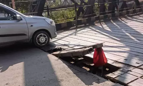एनएच-707 पर पुल की हालत खस्ता, PWD और NHAI ने टाली जिम्मेदारी