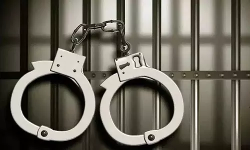 Assam : धुबरी में भारी मात्रा में नकली नोट के साथ दो लोग गिरफ्तार