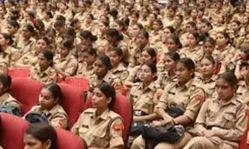 Chandigarh : डीजीपी ने एनसीसी कैडेट्स को सड़क सुरक्षा और यातायात प्रबंधन में प्रशिक्षण देने का रखा प्रस्ताव