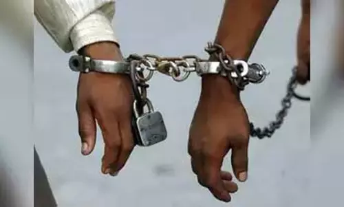 Ghatkopar: 21 लाख रुपये का अवैध गुटखा जब्त, दो गिरफ्तार