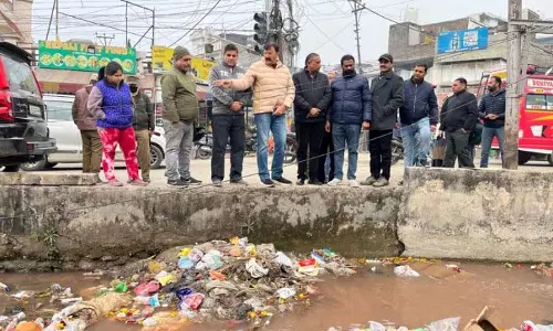 Jammu: अरविंद ने किया सिंचाई नहर का निरीक्षण