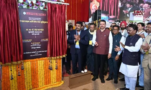 गढ़चिरौली में विकास का नया युग शुरू हो गया: CM फडणवीस के दावे के साथ गढ़चिरौली में विकास का नया युग शुरू हो गया: CM फडणवीस के दावे के साथ