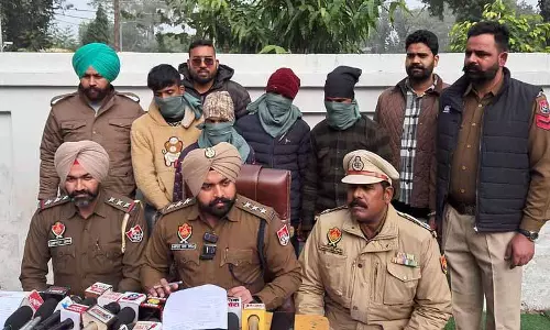 Amritsar: चोरी के मोबाइल फोन के साथ चार गिरफ्तार