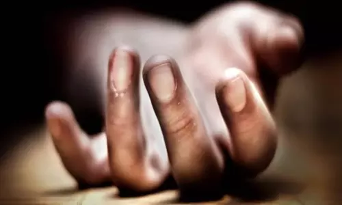 Mumbai: अंधेरी की महिला की टेम्पो से कुचलकर मौत, ड्राइवर गिरफ्तार Mumbai: अंधेरी की महिला की टेम्पो से कुचलकर मौत, ड्राइवर गिरफ्तार