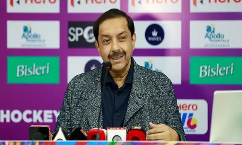 हॉकी इंडिया लीग मेरे दिल के बहुत करीब है: FIH अध्यक्ष दातो तैय्यब इकराम