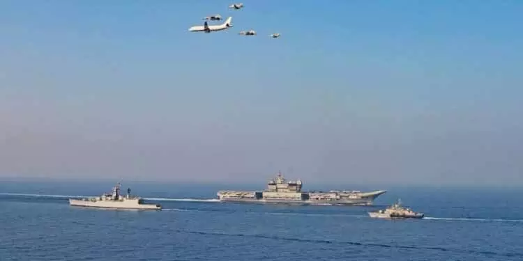 Navy 15 जनवरी को दो अग्रिम पंक्ति के युद्धपोतों और एक पनडुब्बी को नौसेना में शामिल करेगी