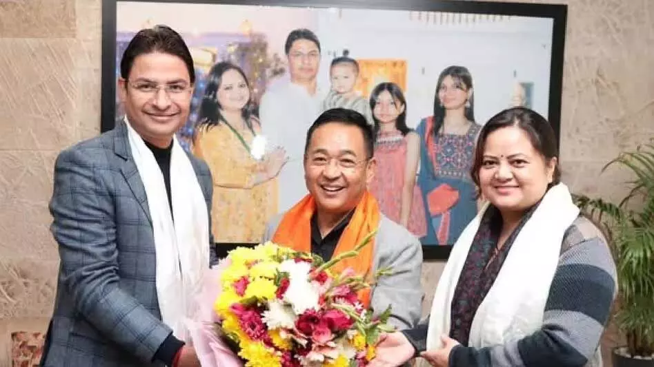 Sikkim के सीएम तमांग ने दार्जिलिंग के सांसद राजू बिस्ता से मुलाकात