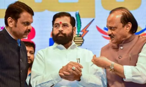 महायुति सरकार के नौ मंत्रियों ने अभी तक नहीं संभाला पदभार महायुति सरकार के नौ मंत्रियों ने अभी तक नहीं संभाला पदभार