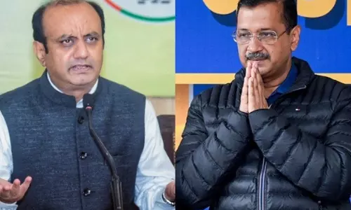 BJP ने केजरीवाल पर विफल वादों को लेकर निशाना साधा, आप ने पलटवार किया