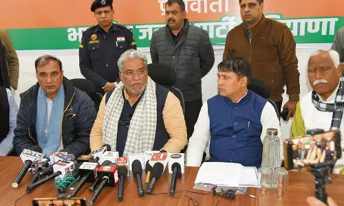 Haryana :  पंवार ने भिवानी की लड़की की आत्महत्या मामले में न्याय का वादा किया