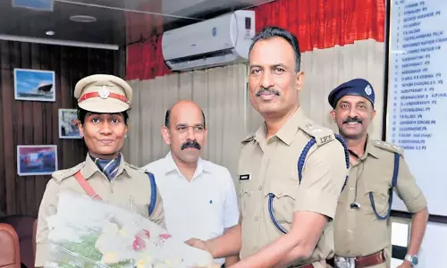 Kochi: अश्वथी गिगी ने कोच्चि डीसीपी का कार्यभार संभाला