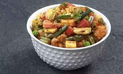 Recipe:   रेस्टोरेंट स्टाइल मिक्स वेज रेसिपी को ट्राई करें