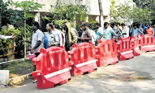 Telangana: नए साल की पूर्व संध्या पर शराब पीकर गाड़ी चलाने के रिकॉर्ड 5 हजार मामले सामने आए Telangana: नए साल की पूर्व संध्या पर शराब पीकर गाड़ी चलाने के रिकॉर्ड 5 हजार मामले सामने आए