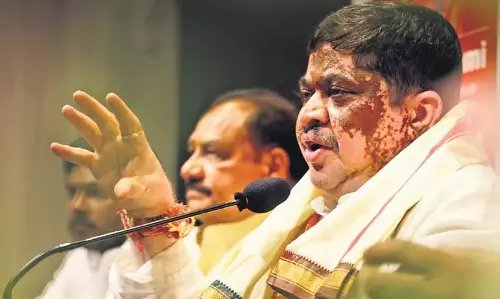 Gurukul के विद्यार्थियों को शैक्षणिक वर्ष के पहले दिन मिलेंगी यूनिफॉर्म और किताबें