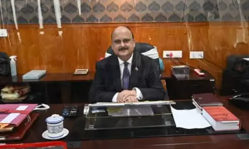 Sikkim : सचिव वीबी पाठक को सिक्किम सरकार का मुख्य प्रशासक नियुक्त किया Sikkim : सचिव वीबी पाठक को सिक्किम सरकार का मुख्य प्रशासक नियुक्त किया
