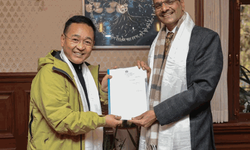 Sikkim : मुख्यमंत्री ने मुख्य सचिव की नियुक्ति पर रवींद्र तेलंग को बधाई दीc