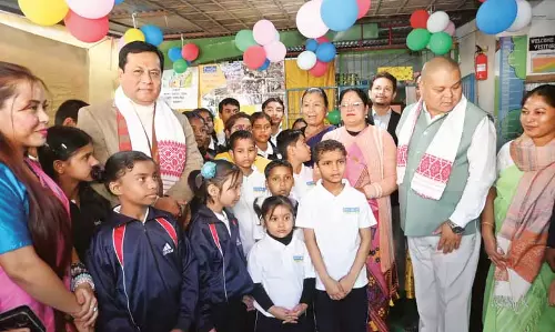 Assam : केंद्रीय मंत्री सर्बानंद सोनोवाल ने डिब्रूगढ़ के बाल गृह में मनाया नया साल Assam : केंद्रीय मंत्री सर्बानंद सोनोवाल ने डिब्रूगढ़ के बाल गृह में मनाया नया साल