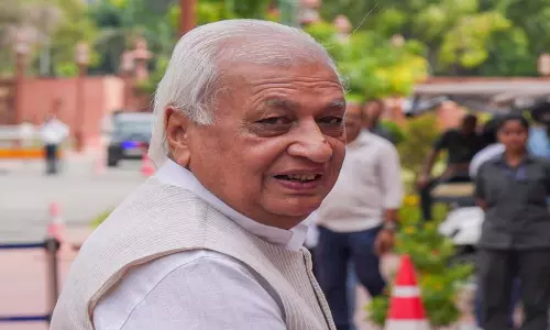 Bihar: शपथ लेने के बाद राज्यपाल आरिफ मोहम्मद खान ने अपना आपा क्यों खो दिया?