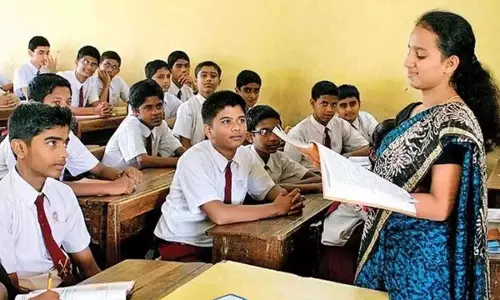 Karnataka: 1,500 निजी स्कूलों ने अभी तक सरकारी मान्यता के लिए आवेदन नहीं किया Karnataka: 1,500 निजी स्कूलों ने अभी तक सरकारी मान्यता के लिए आवेदन नहीं किया
