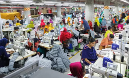 भारत का कपड़ा और परिधान निर्यात अप्रैल-अक्टूबर में सात प्रतिशत बढ़ा भारत का कपड़ा और परिधान निर्यात अप्रैल-अक्टूबर में सात प्रतिशत बढ़ा