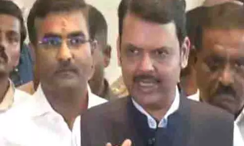 महाराष्ट्र सरकार मंत्रालय सुरक्षा प्रणाली को बढ़ाएगी, विशिष्ट कार्य पहचान पत्र पेश करेगी: CM Fadnavis